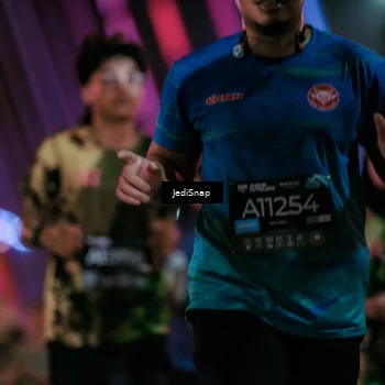 Runner Photo 6300666