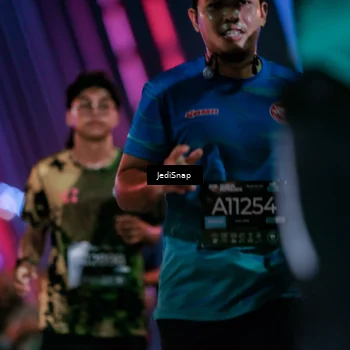 Runner Photo 6300688