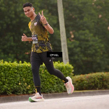 Runner Photo 6300696