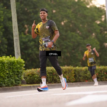 Runner Photo 6300762