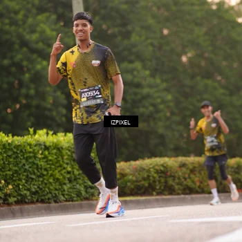 Runner Photo 6300799