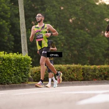 Runner Photo 6300800