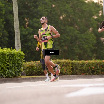 Runner Photo 6300804