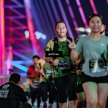Runner Photo 6300876
