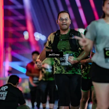 Runner Photo 6300942