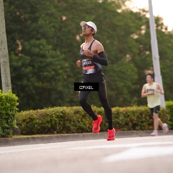 Runner Photo 6301046