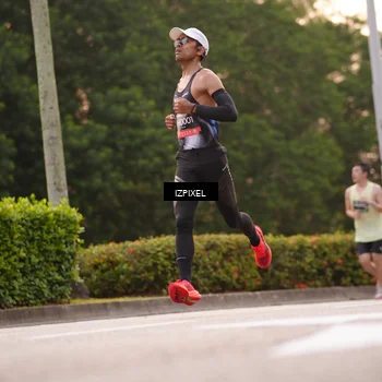 Runner Photo 6301096
