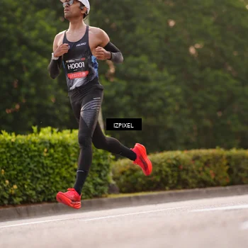 Runner Photo 6301104