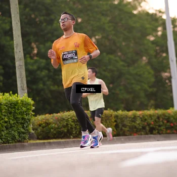 Runner Photo 6301150