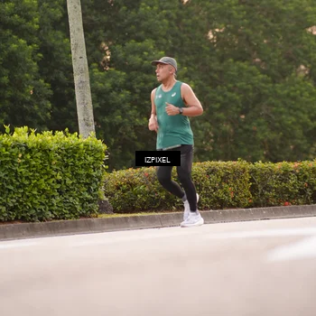 Runner Photo 6301295