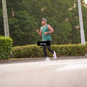 Runner Photo 6301304