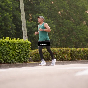 Runner Photo 6301317