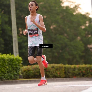 Runner Photo 6301418
