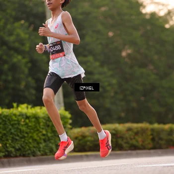 Runner Photo 6301426