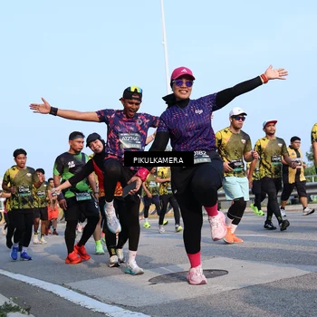 Runner Photo 6301470