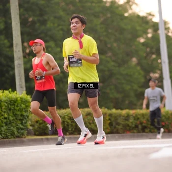 Runner Photo 6301546