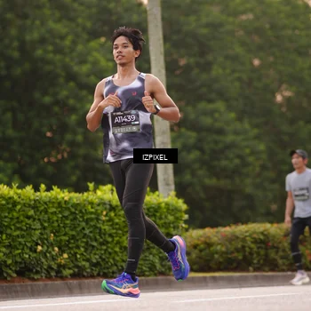 Runner Photo 6301578