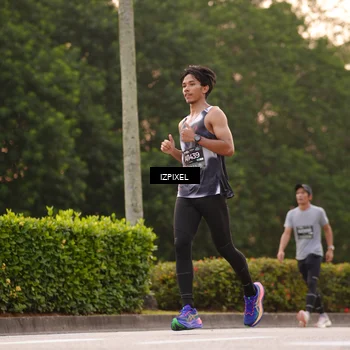 Runner Photo 6301588