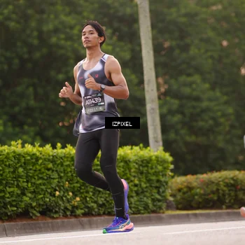 Runner Photo 6301603
