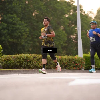 Runner Photo 6301659