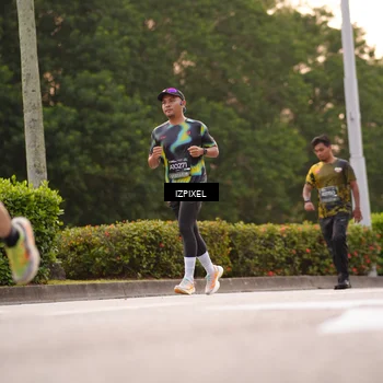 Runner Photo 6301858