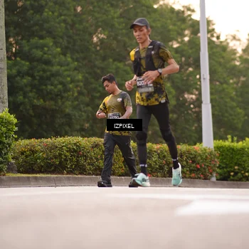 Runner Photo 6301917