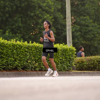 Runner Photo 6302053