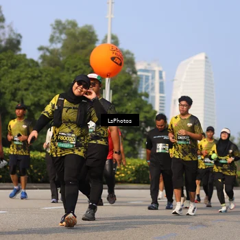 Runner Photo 6302060