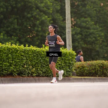 Runner Photo 6302072