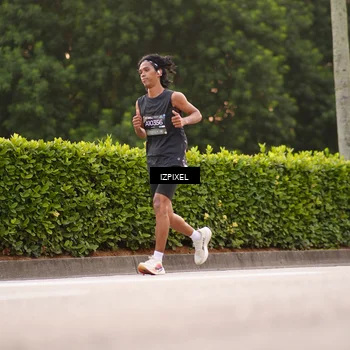 Runner Photo 6302087
