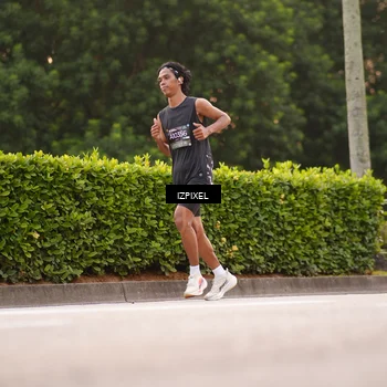 Runner Photo 6302088