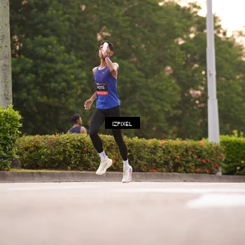 Runner Photo 6302134