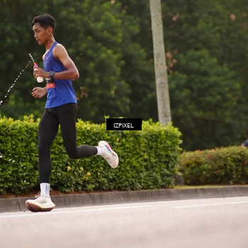 Runner Photo 6302174