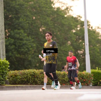 Runner Photo 6302176