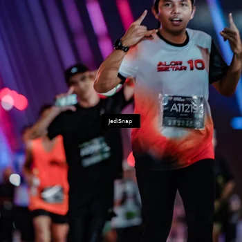 Runner Photo 6302224