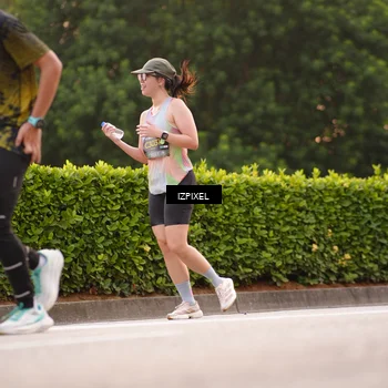 Runner Photo 6302243