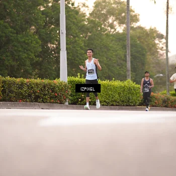 Runner Photo 6302365