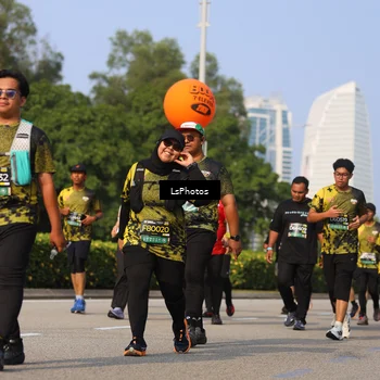 Runner Photo 6302371
