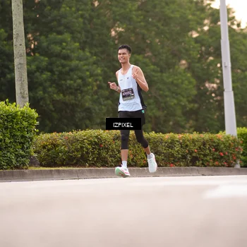 Runner Photo 6302395