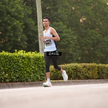 Runner Photo 6302412