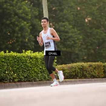 Runner Photo 6302433