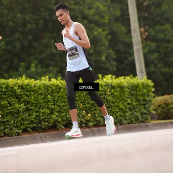 Runner Photo 6302442