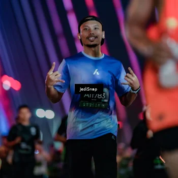 Runner Photo 6302511