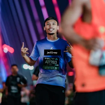 Runner Photo 6302577