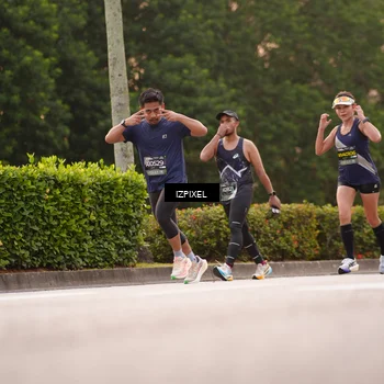 Runner Photo 6302578