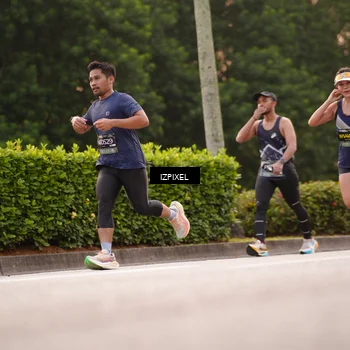Runner Photo 6302604