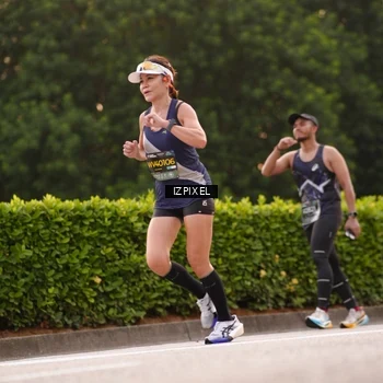 Runner Photo 6302671