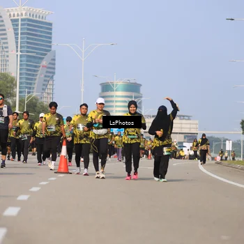 Runner Photo 6302751