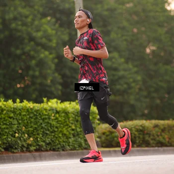 Runner Photo 6302772