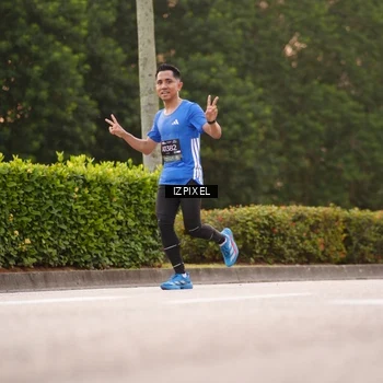 Runner Photo 6302812